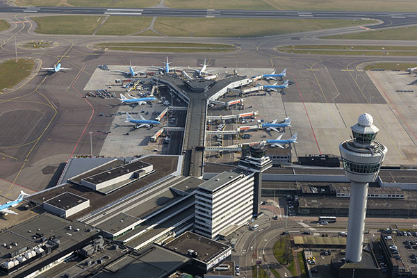 Schiphol, fot. Aerovista Luchtfotografie / Shutterstock.com