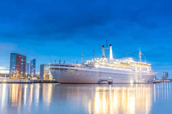 SS Rotterdam, fot. fotolupa / Shutterstock.com
